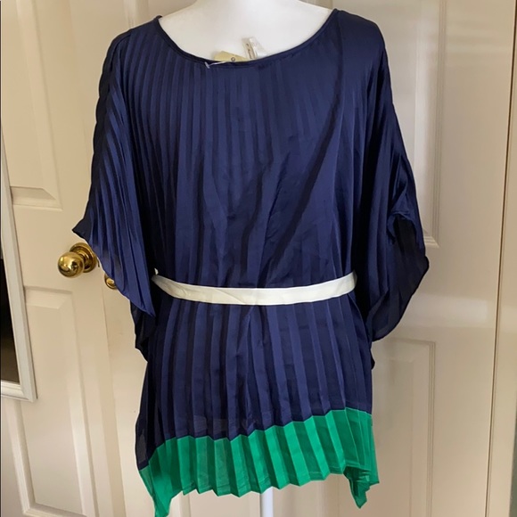 Blue and green blouse - Picture 2 of 2